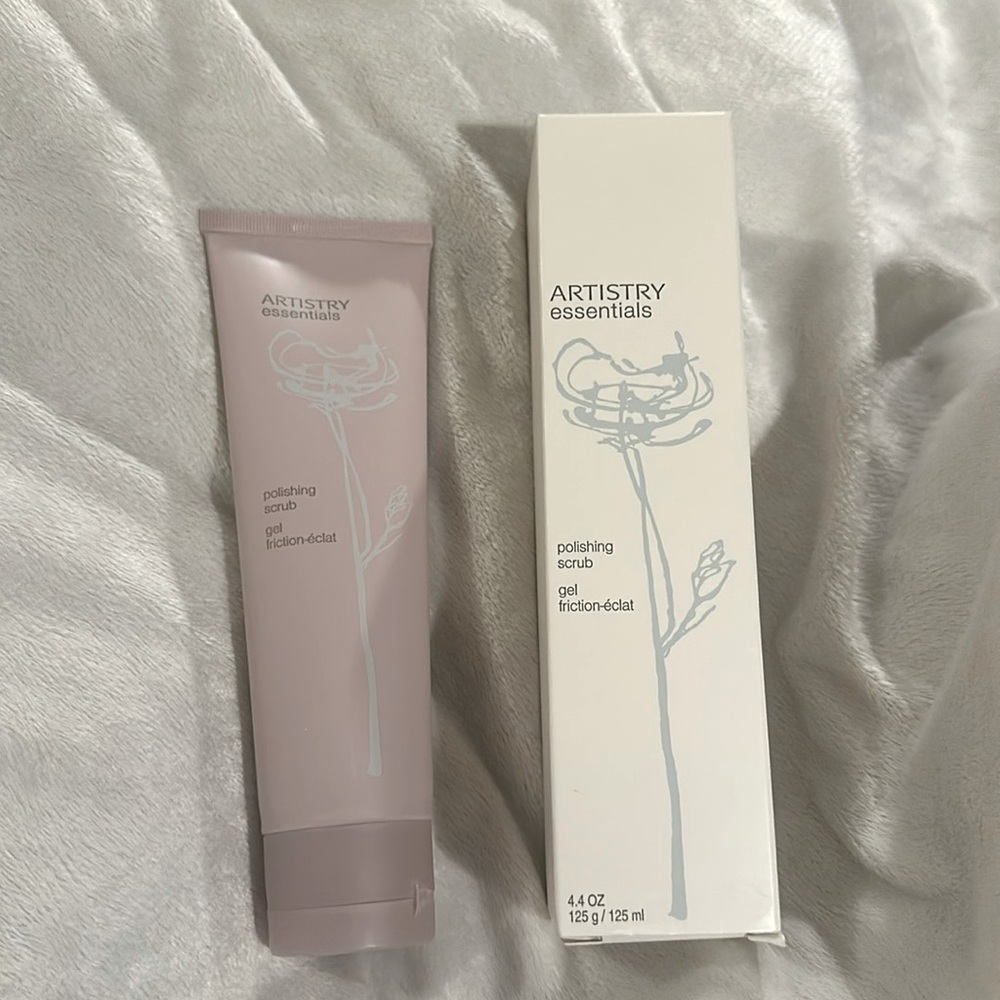 Artistry essentials polishing scrub 4.4 oz
